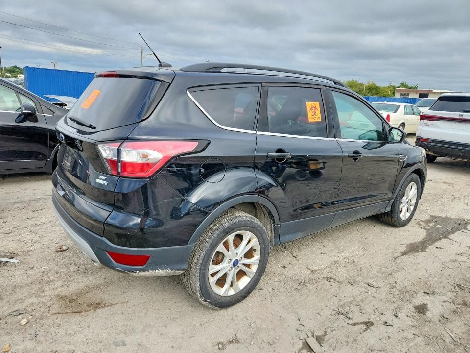 2018 FORD ESCAPE SE 3
