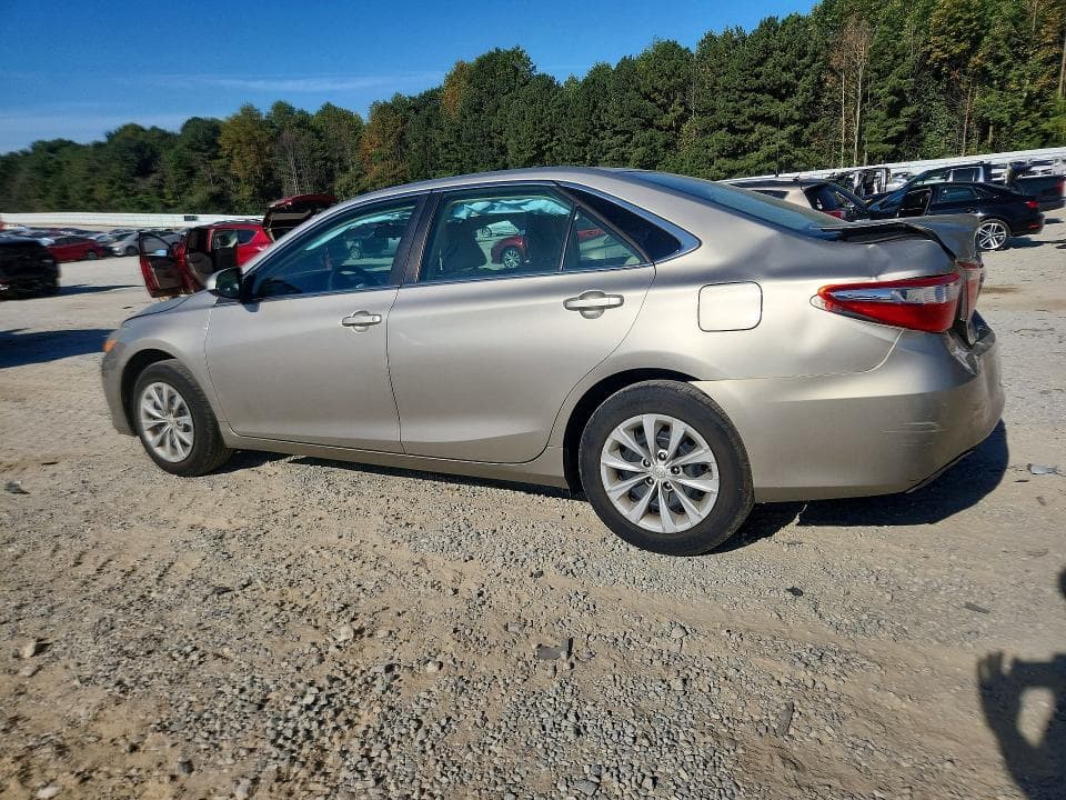 2017 TOYOTA CAMRY LE 2