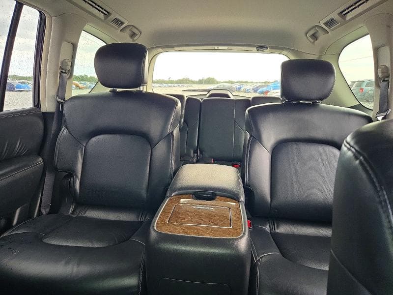 2017 INFINITI QX80 BASE 10