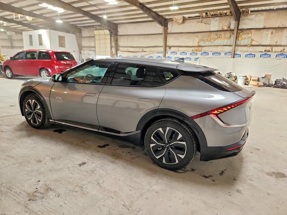 2023 KIA EV6 WIND 2