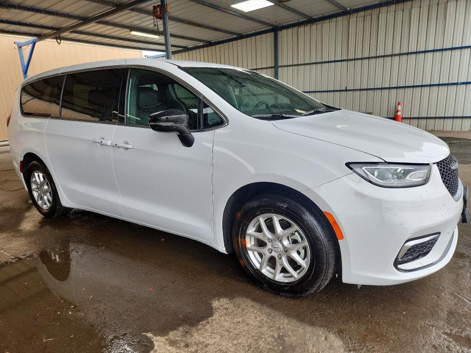 2026 CHRYSLER PACIFICA SELECT 4