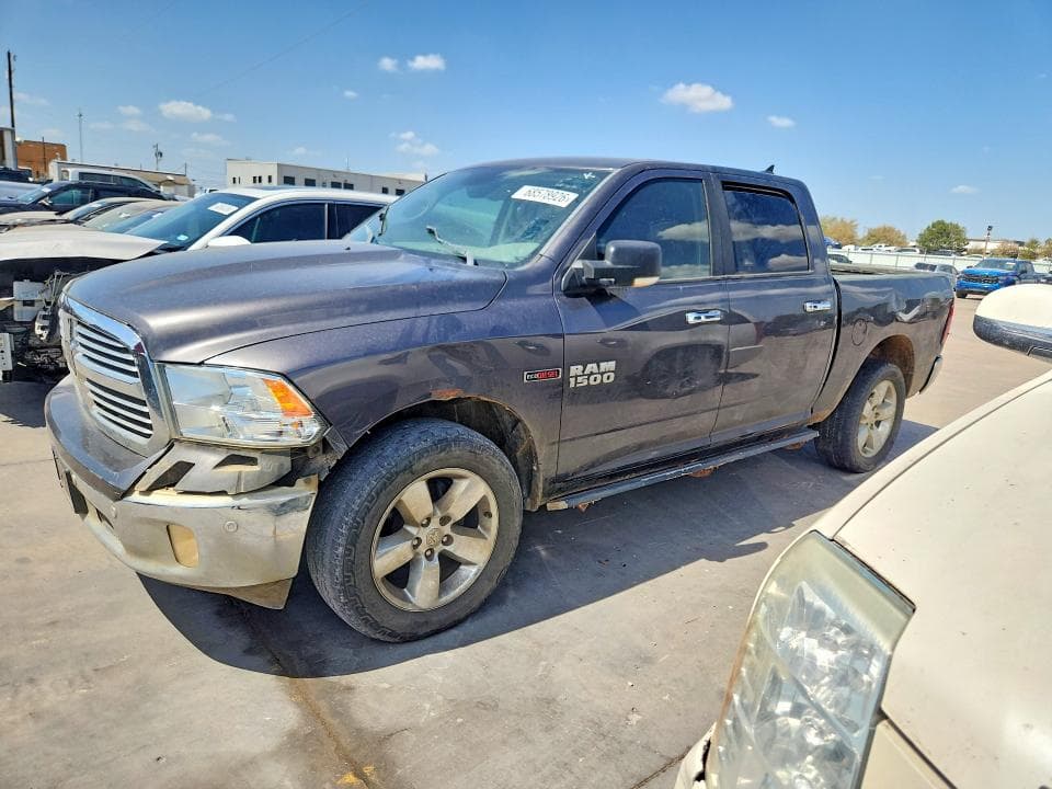 2017 RAM 1500 SLT - 1