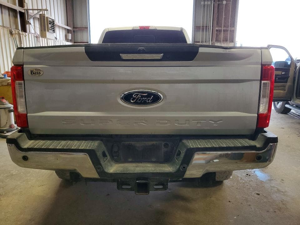 2017 FORD F350 SUPER DUTY 6