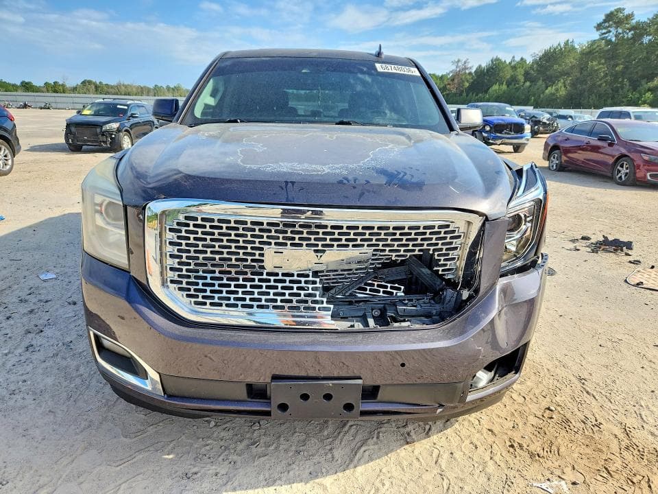 2017 GMC YUKON DENALI 5