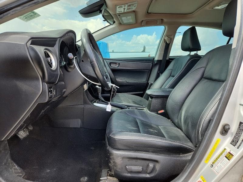 2019 TOYOTA COROLLA XLE 7