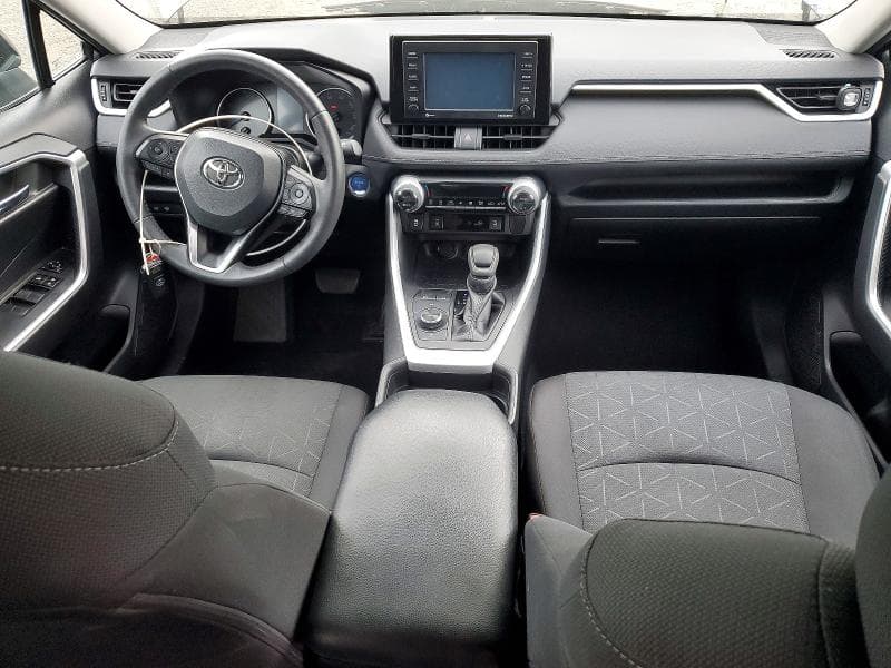2021 TOYOTA RAV4 HYBRID XLE 8