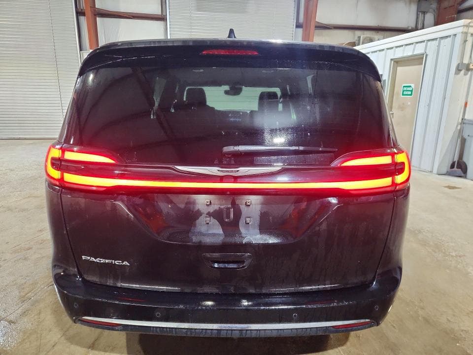 2025 CHRYSLER PACIFICA SELECT 6