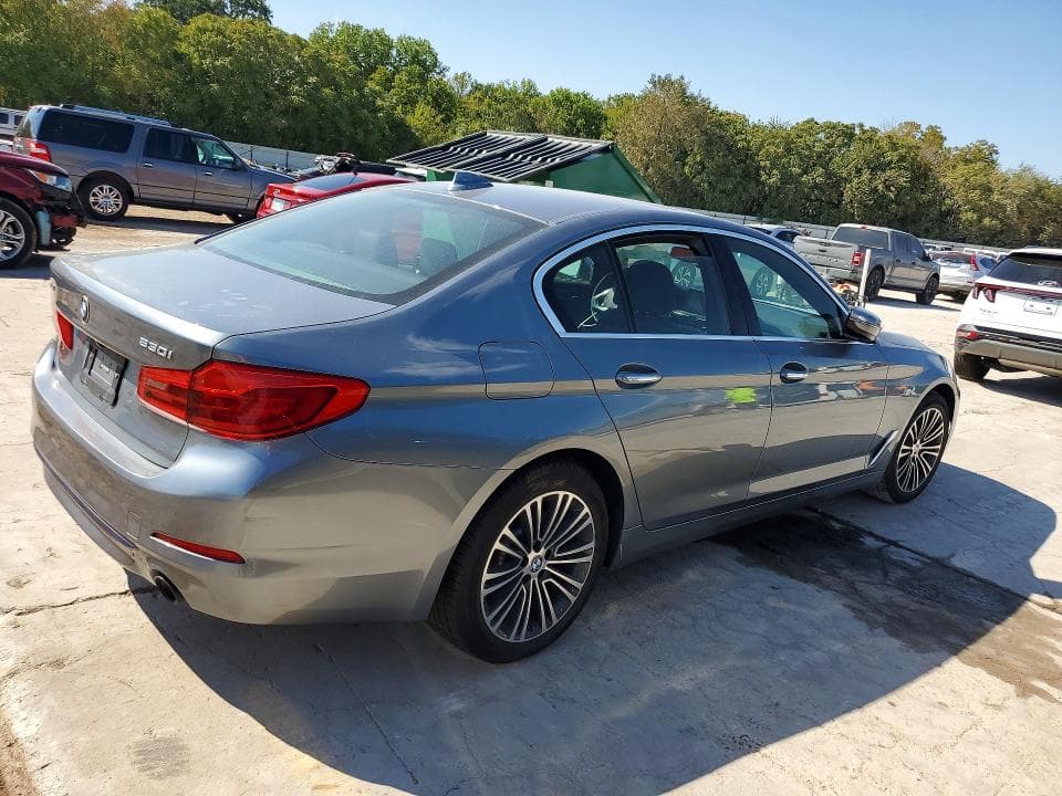2018 BMW 530 XI 3