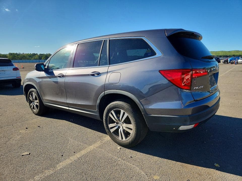 2017 HONDA PILOT EX 2