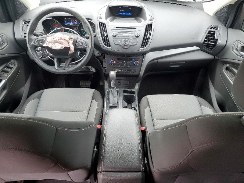 2017 FORD ESCAPE SE 8