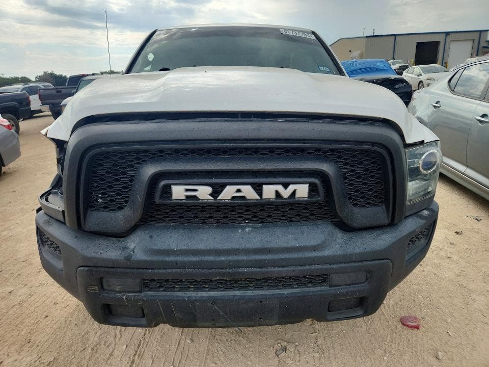 2022 RAM 1500 CLASSIC SLT 5