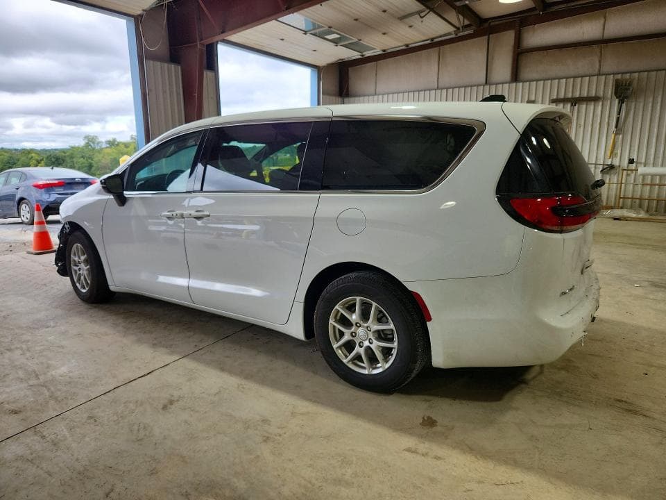 2026 CHRYSLER PACIFICA SELECT 2