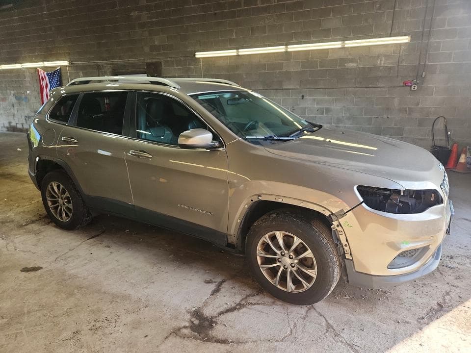 2019 JEEP CHEROKEE LATITUDE PLUS 4