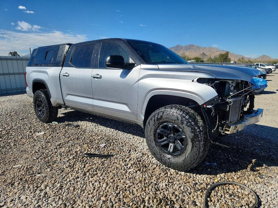 2023 TOYOTA TUNDRA CREWMAX SR5 4