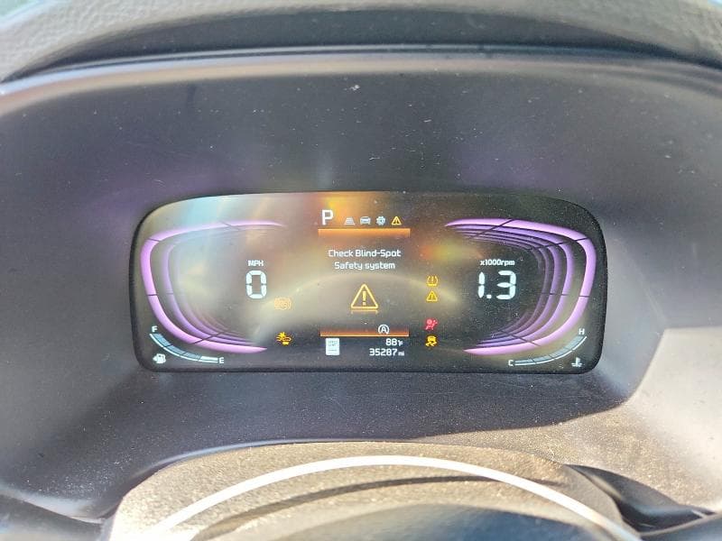 2025 KIA SOUL LX 9
