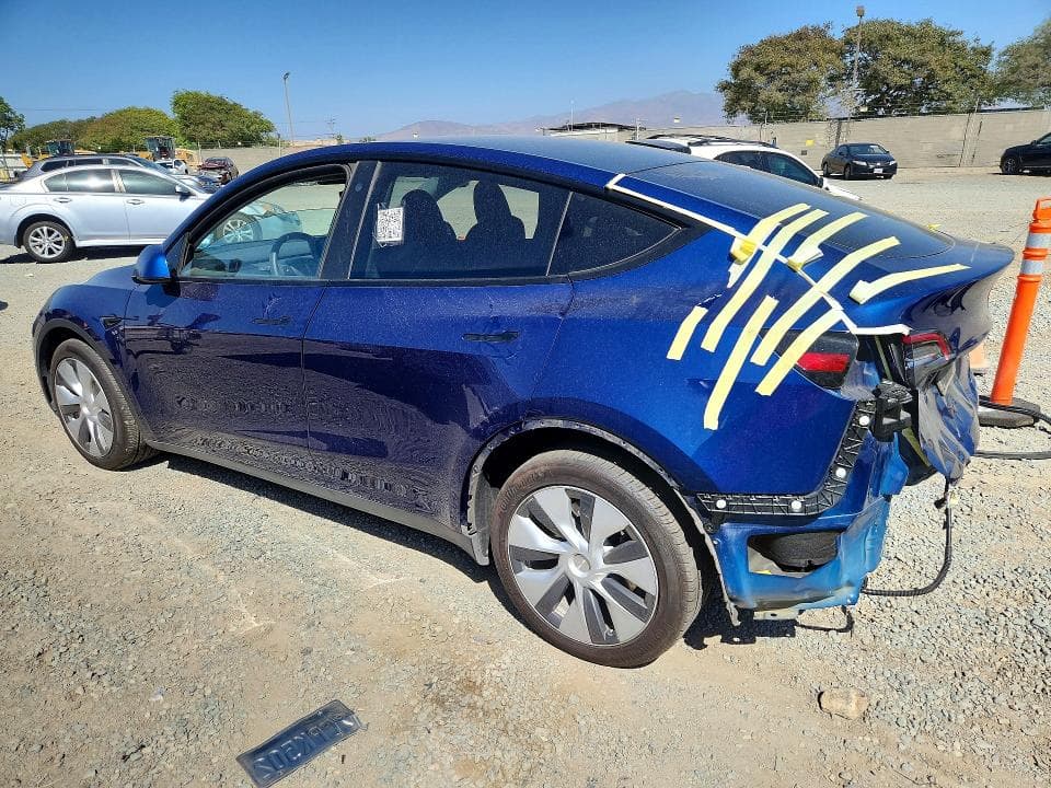 2023 TESLA MODEL Y 2