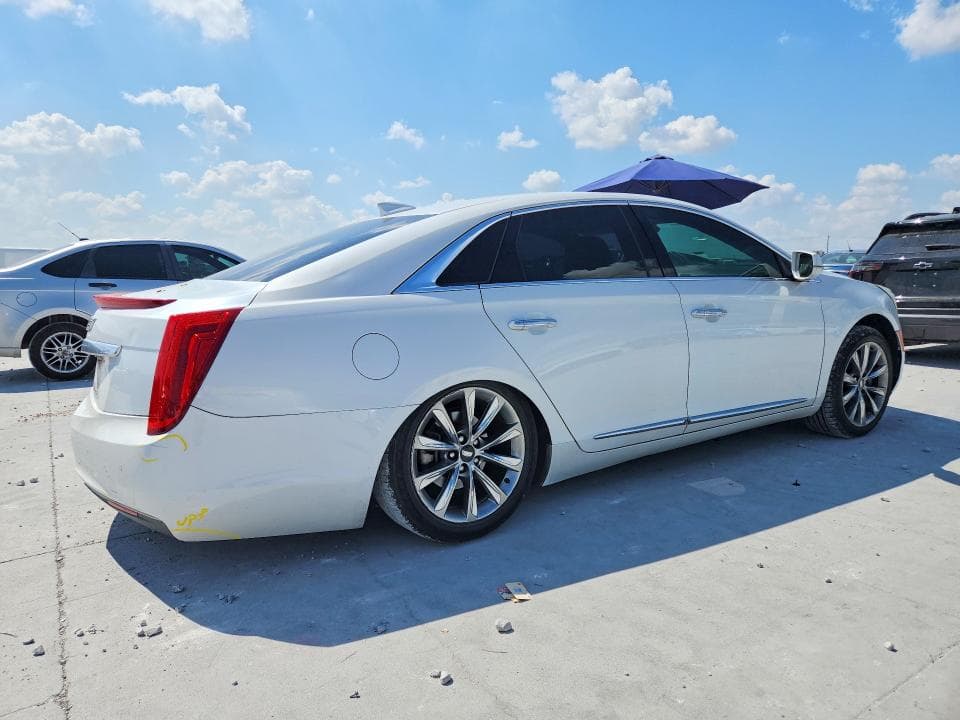 2017 CADILLAC XTS 3