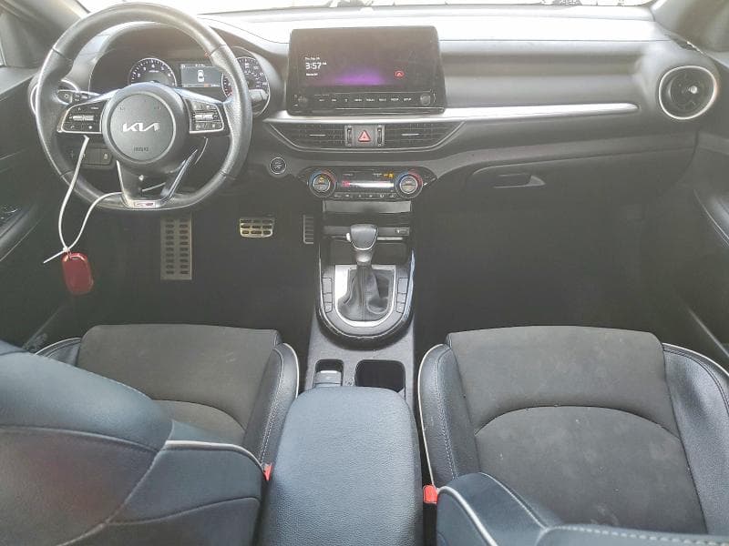 2024 KIA FORTE GT LINE 8