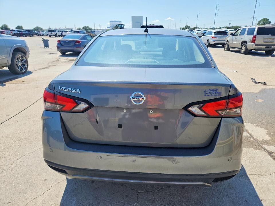 2021 NISSAN VERSA S 6