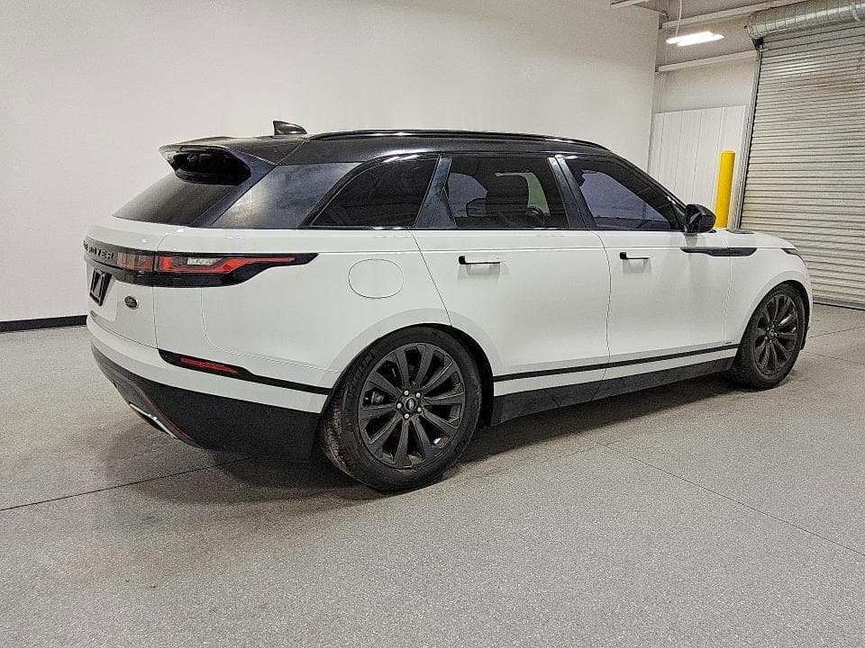 2018 LAND ROVER RANGE ROVER VELAR R-DYNAMIC SE 3