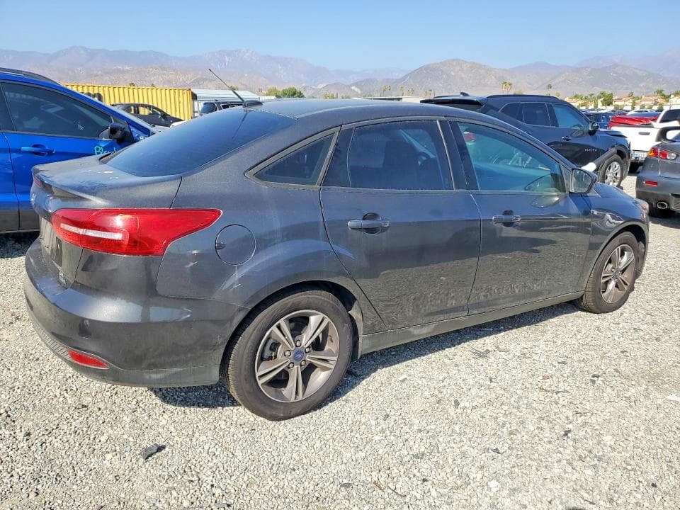 2018 FORD FOCUS SE 3
