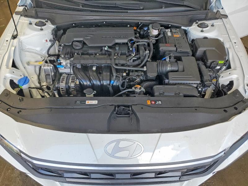 2026 HYUNDAI ELANTRA SE 11