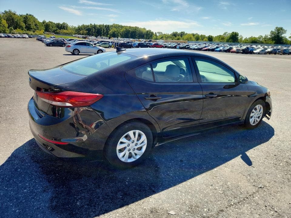 2017 HYUNDAI ELANTRA SE 3