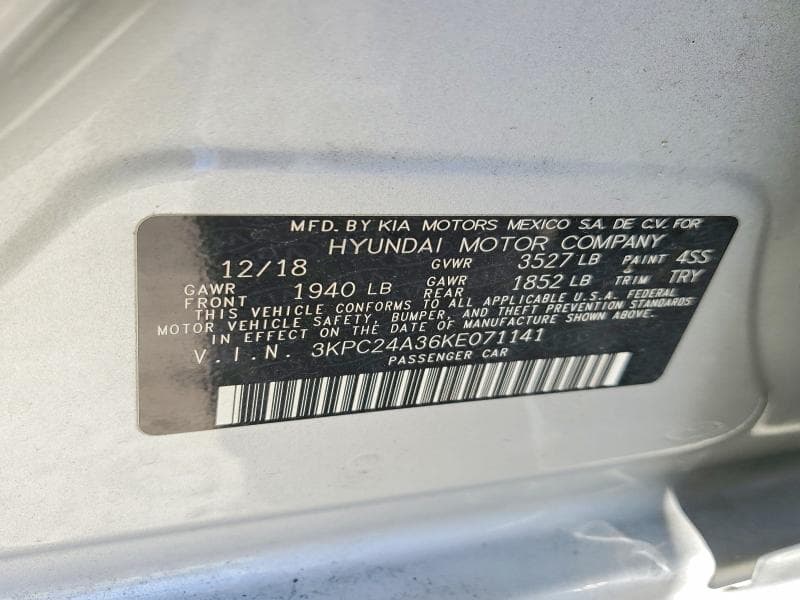 2019 HYUNDAI ACCENT SE 12