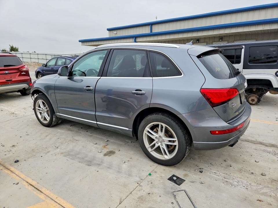 2017 AUDI Q5 PREMIUM 2