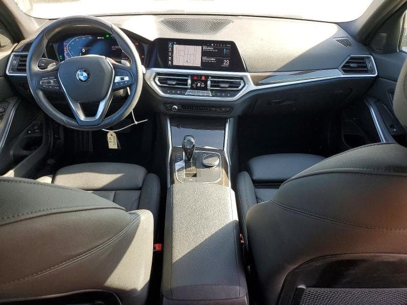 2021 BMW 330E 8