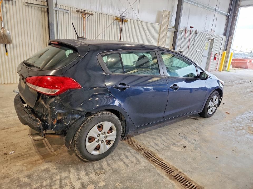 2018 KIA FORTE5 LX 3