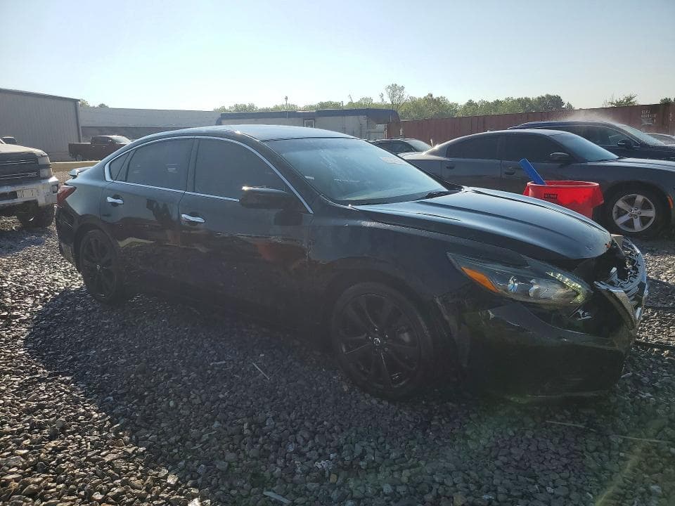 2017 NISSAN ALTIMA 2.5 SR 4