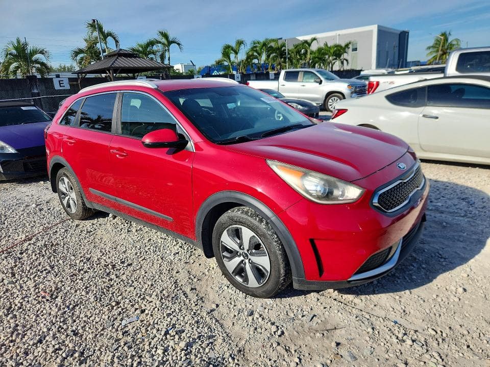 2017 KIA NIRO LX 4