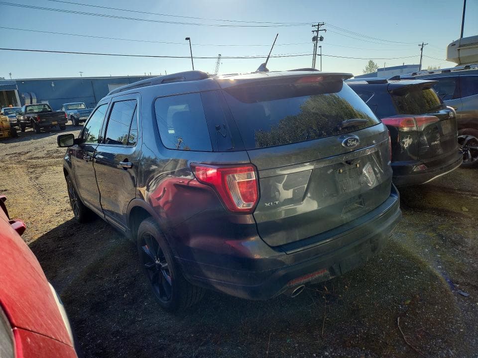 2019 FORD EXPLORER XLT 2