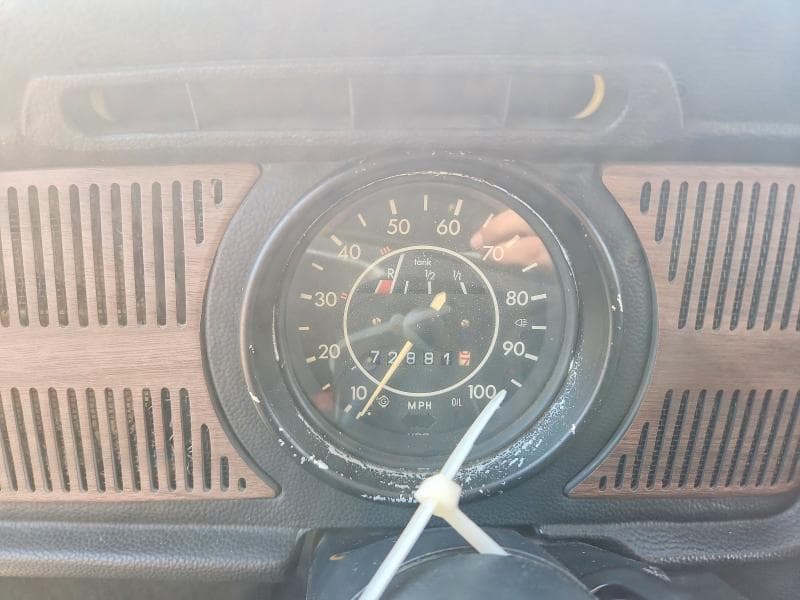 1972 VOLKSWAGEN BEETLE 9