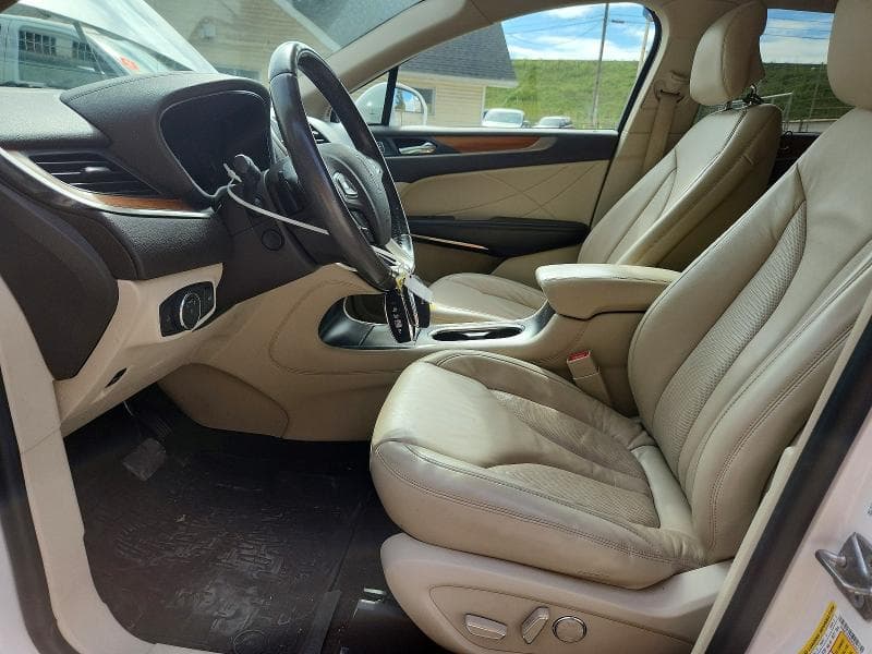 2019 LINCOLN MKC SELECT 7