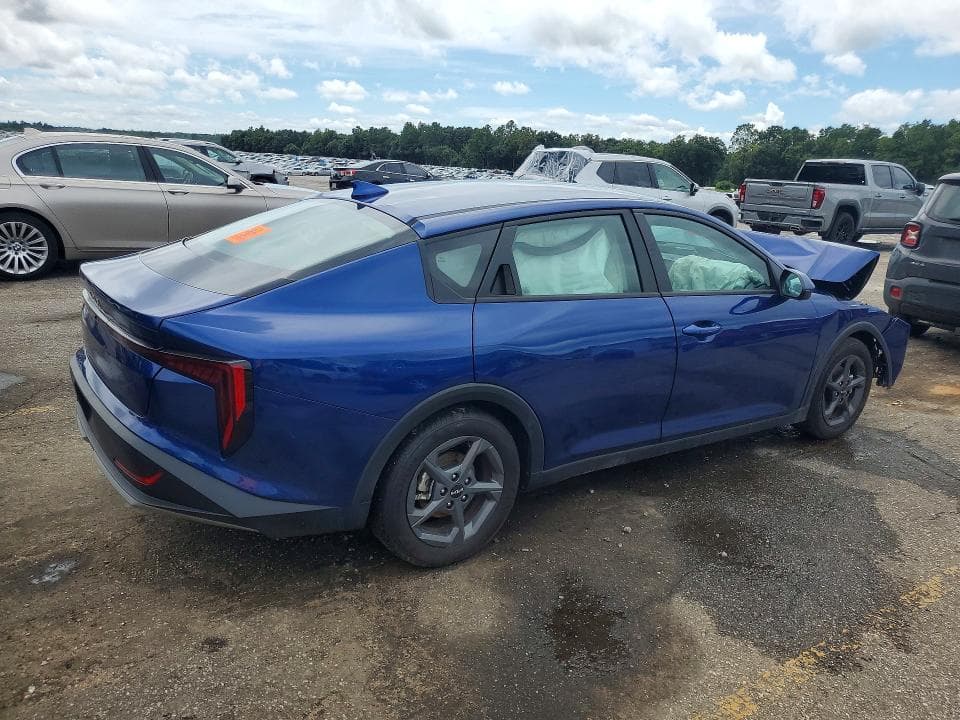 2025 KIA K4 LXS 3