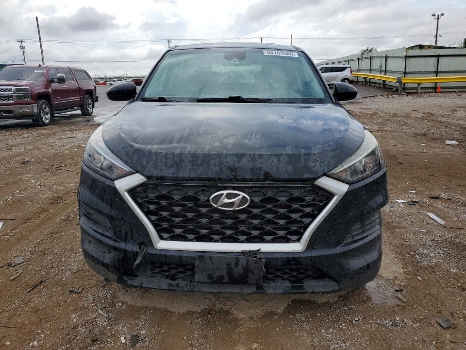 2020 HYUNDAI TUCSON SE 5