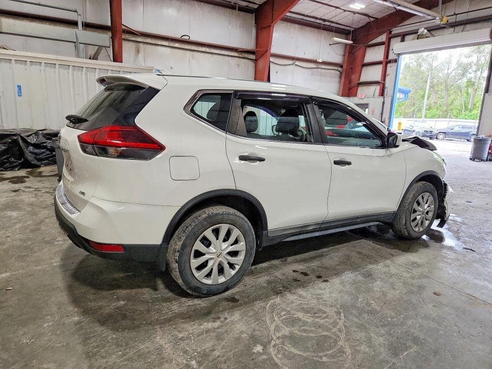 2018 NISSAN ROGUE S 3