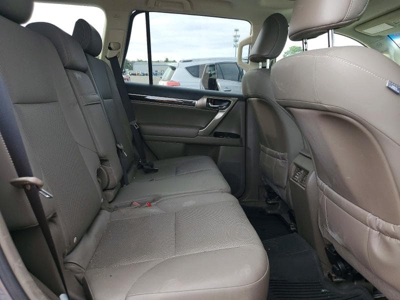 2018 LEXUS GX 460 11