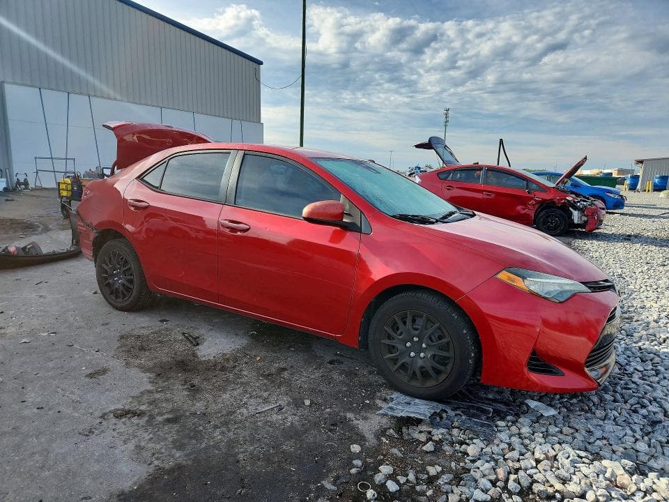 2017 TOYOTA COROLLA LE 4