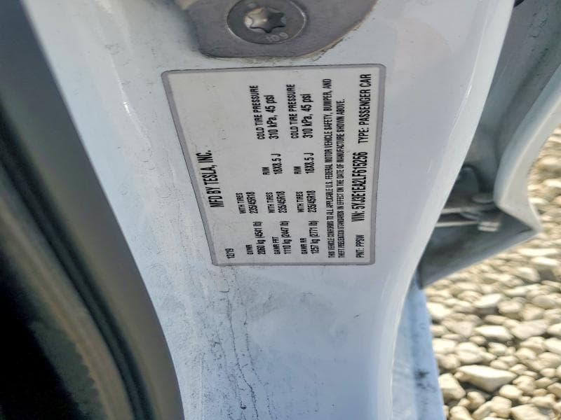 2020 TESLA MODEL 3 13