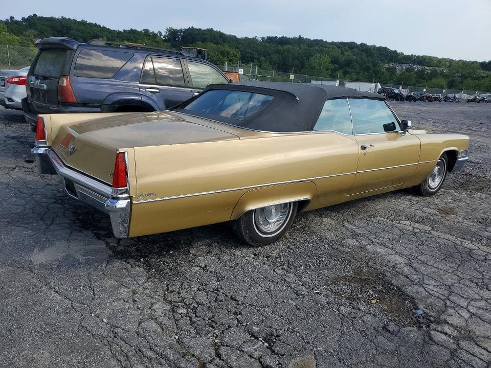 1969 CADILLAC DEVILLE 3