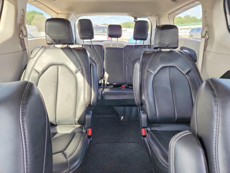 2024 CHRYSLER PACIFICA TOURING L 10