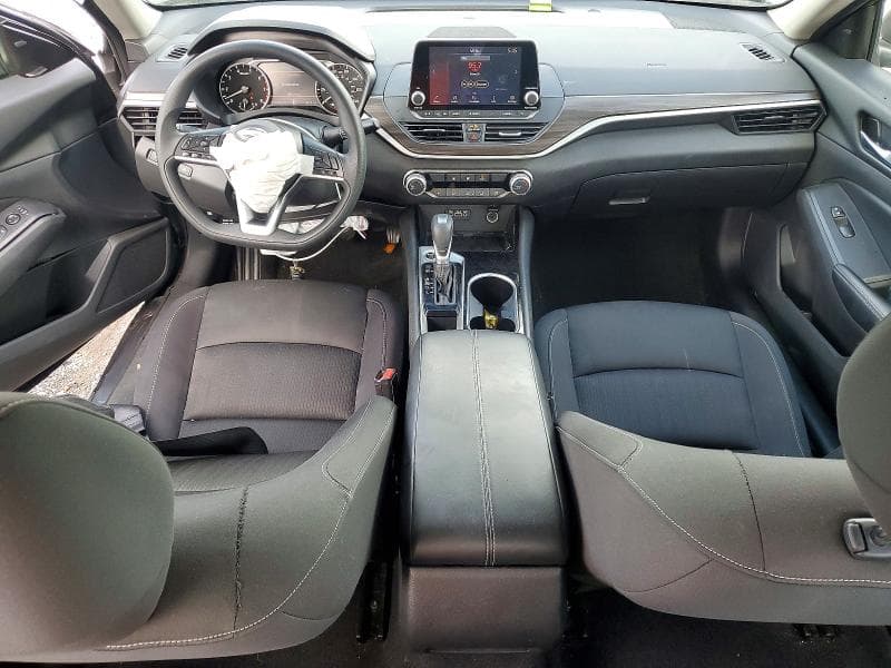 2024 NISSAN ALTIMA SV 8