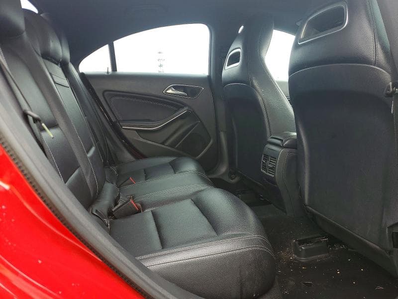 2019 MERCEDES-BENZ CLA 250 4MATIC 10