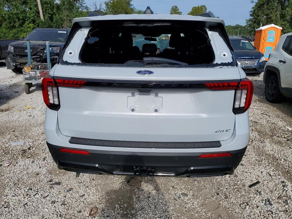 2026 FORD EXPLORER ST-LINE 6