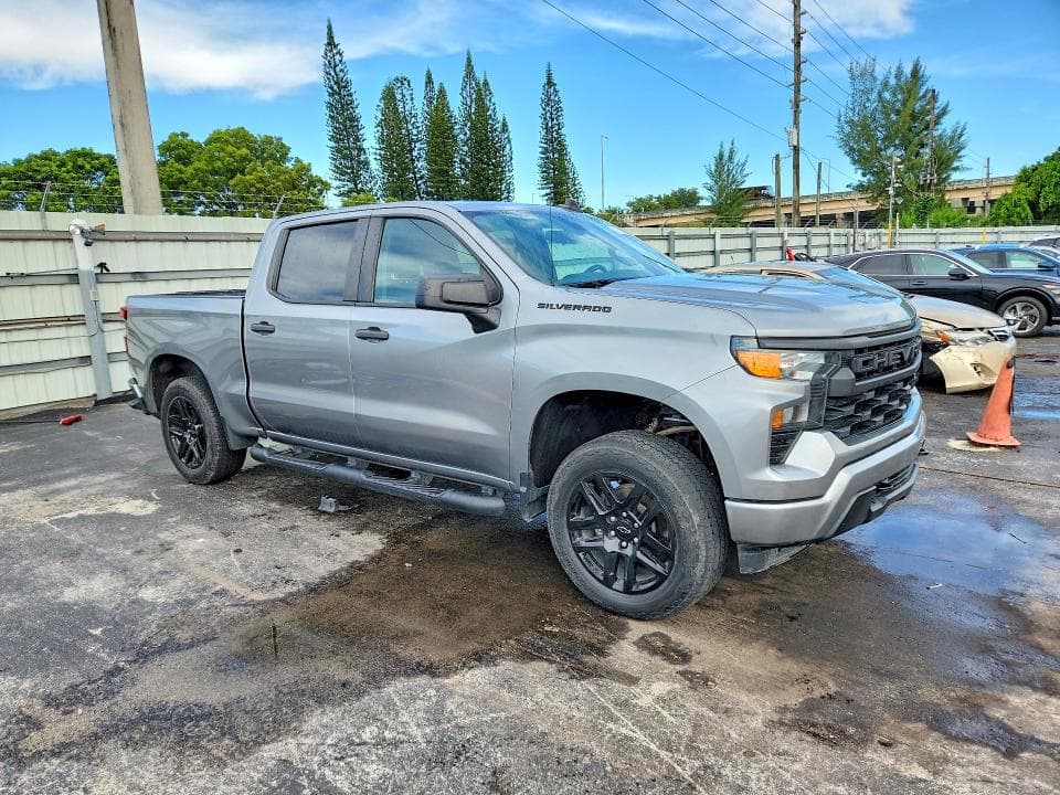 2023 CHEVROLET SILVERADO C1500 CUSTOM 4