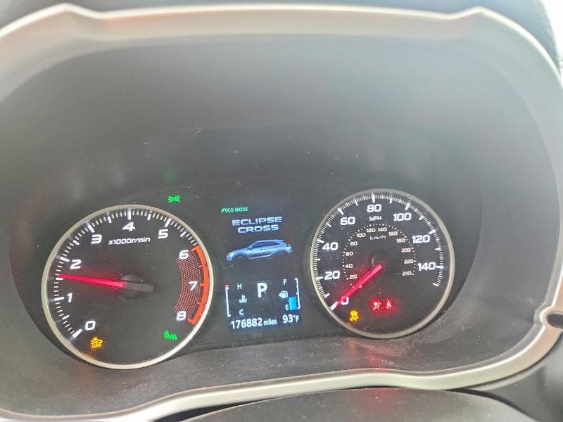 2022 MITSUBISHI ECLIPSE CROSS SE 9