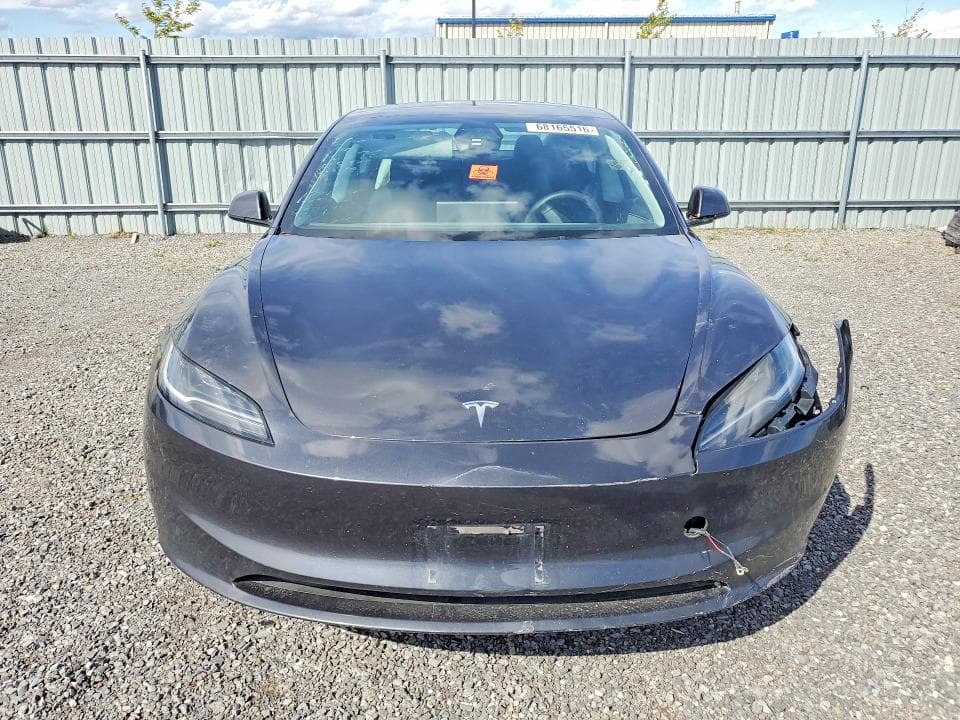 2025 TESLA MODEL 3 5